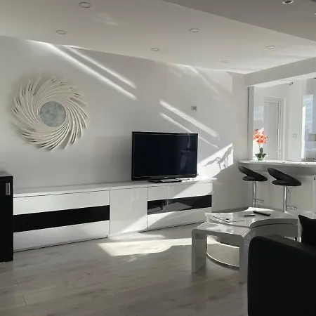 Apartament Luxury Two Militari M3 *