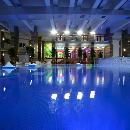 Luxury Two Militari M3 Bukarest